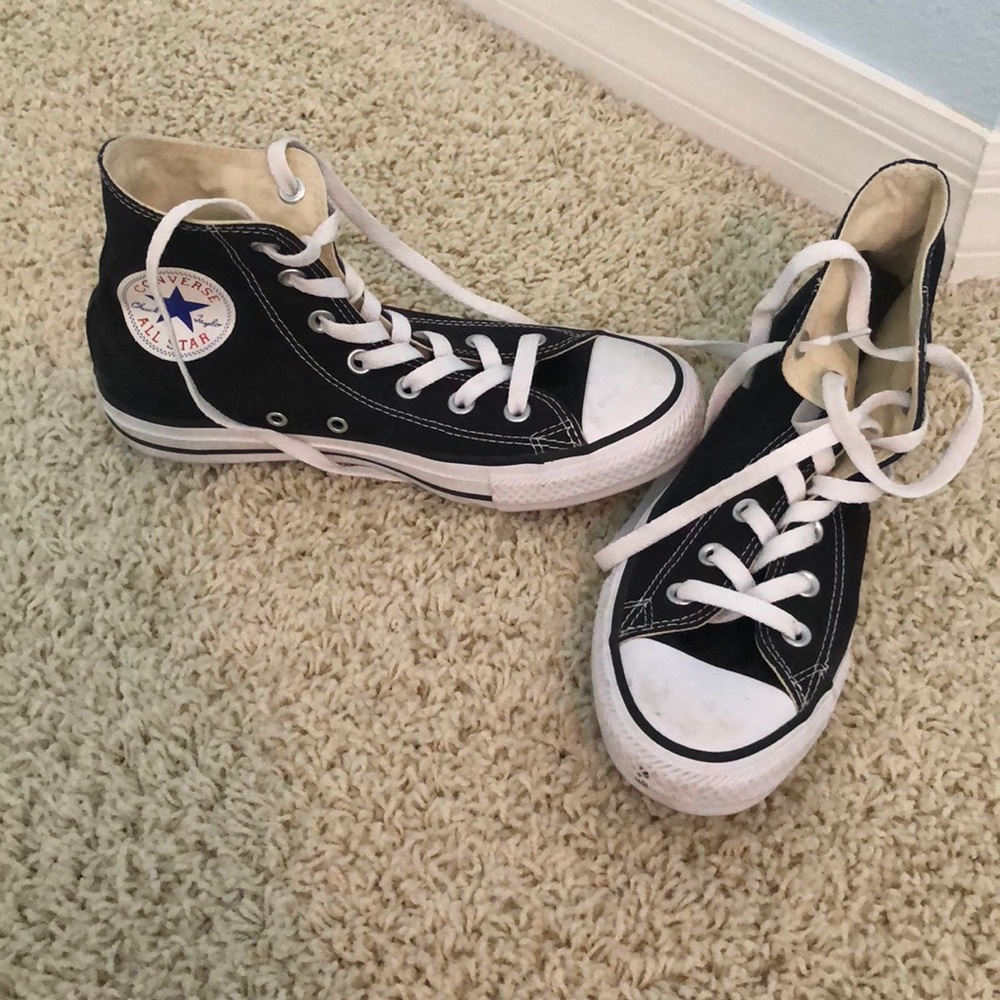 Black hi top Converse